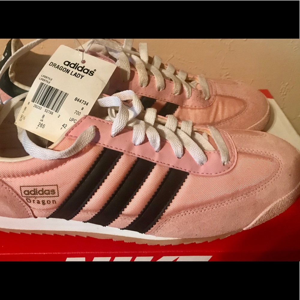 Adidas Sneakers
